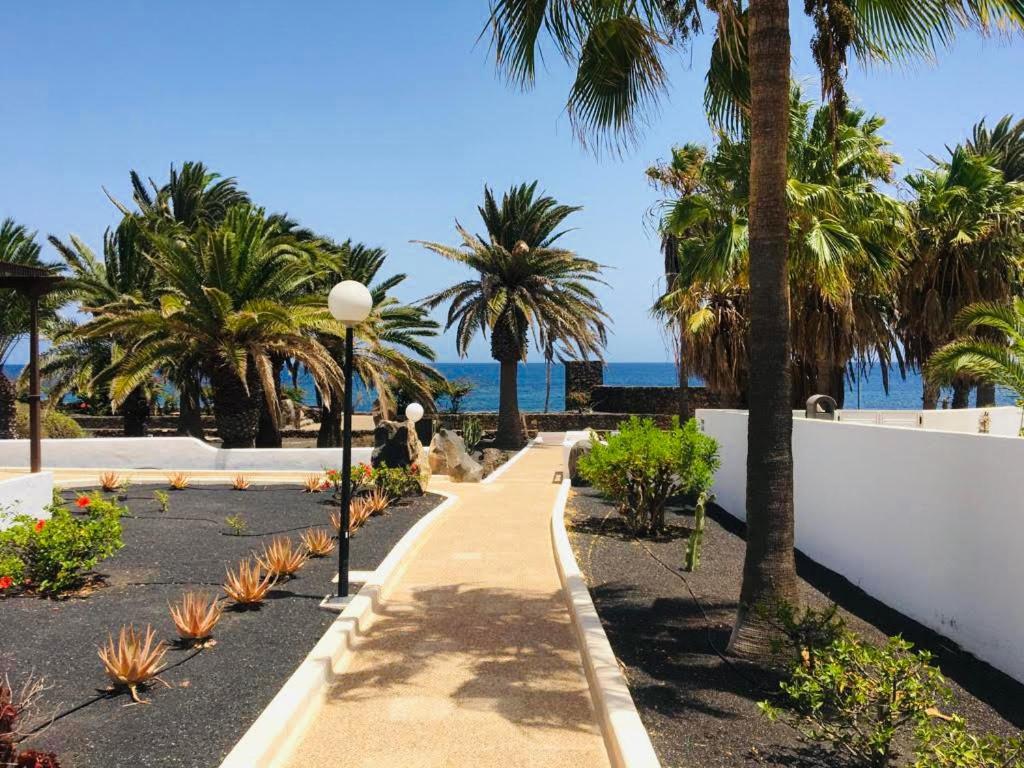 Villa Trinity House En Playa Bastian Costa Teguise Esterno foto
